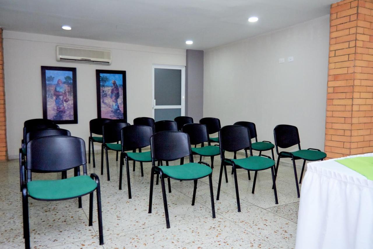 Hotel Torre Del Prado 바랑키야 외부 사진