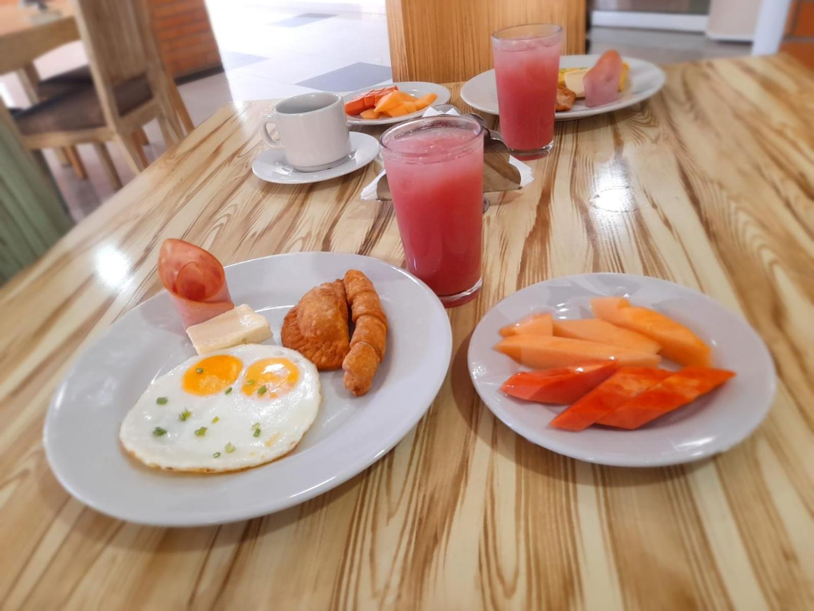 Hotel Torre Del Prado 바랑키야 외부 사진